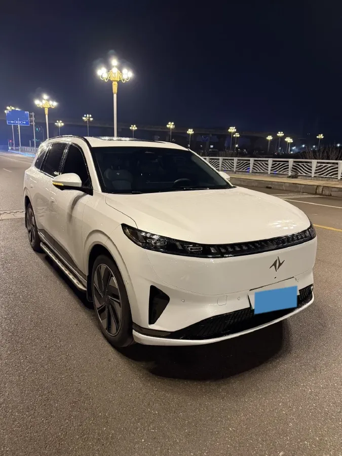 2025 DongFeng eπ eπ008 1.5T 147HP L4 REEV 34.32KWH,autocango,china used car exporter,china ev exporter,chinese used car exporter,chinese used ev exporter
