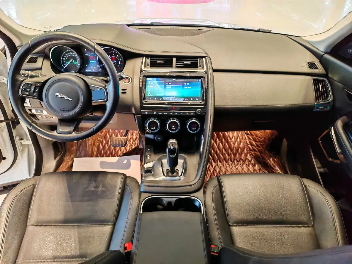 2018 Jaguar E-PACE 2.0T 249HP L4 9AT,autocango,china used car exporter,china ev exporter,chinese used car exporter,chinese used ev exporter