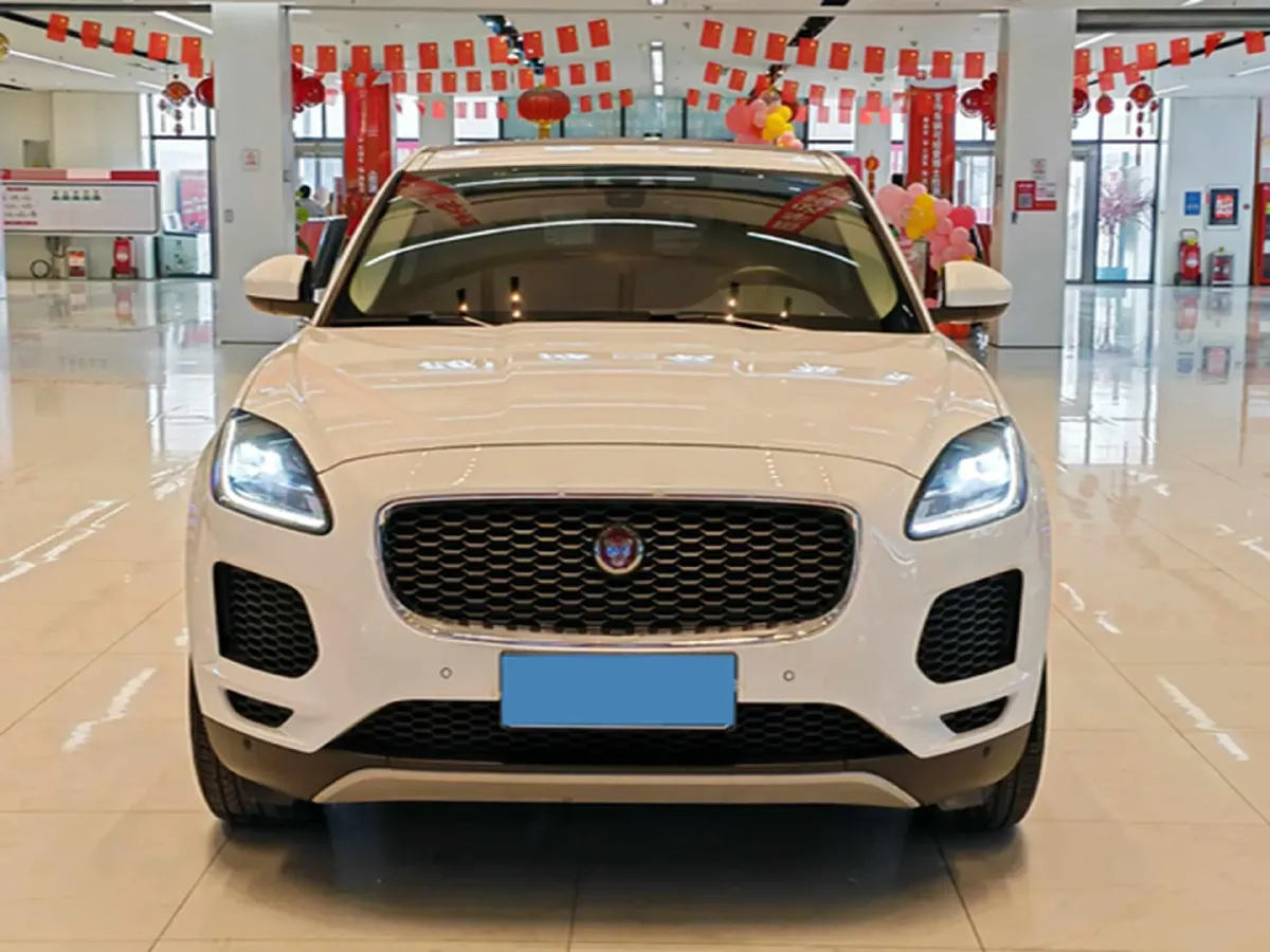 2018 Jaguar E-PACE 2.0T 249HP L4 9AT,autocango,china used car exporter,china ev exporter,chinese used car exporter,chinese used ev exporter