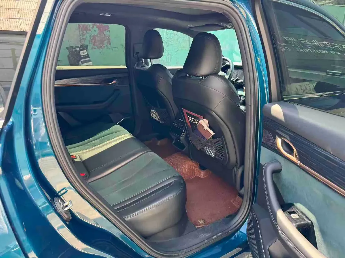 2021 Geely Monjaro 2.0T 238HP L4 8AT,autocango,china used car exporter,china ev exporter,chinese used car exporter,chinese used ev exporter