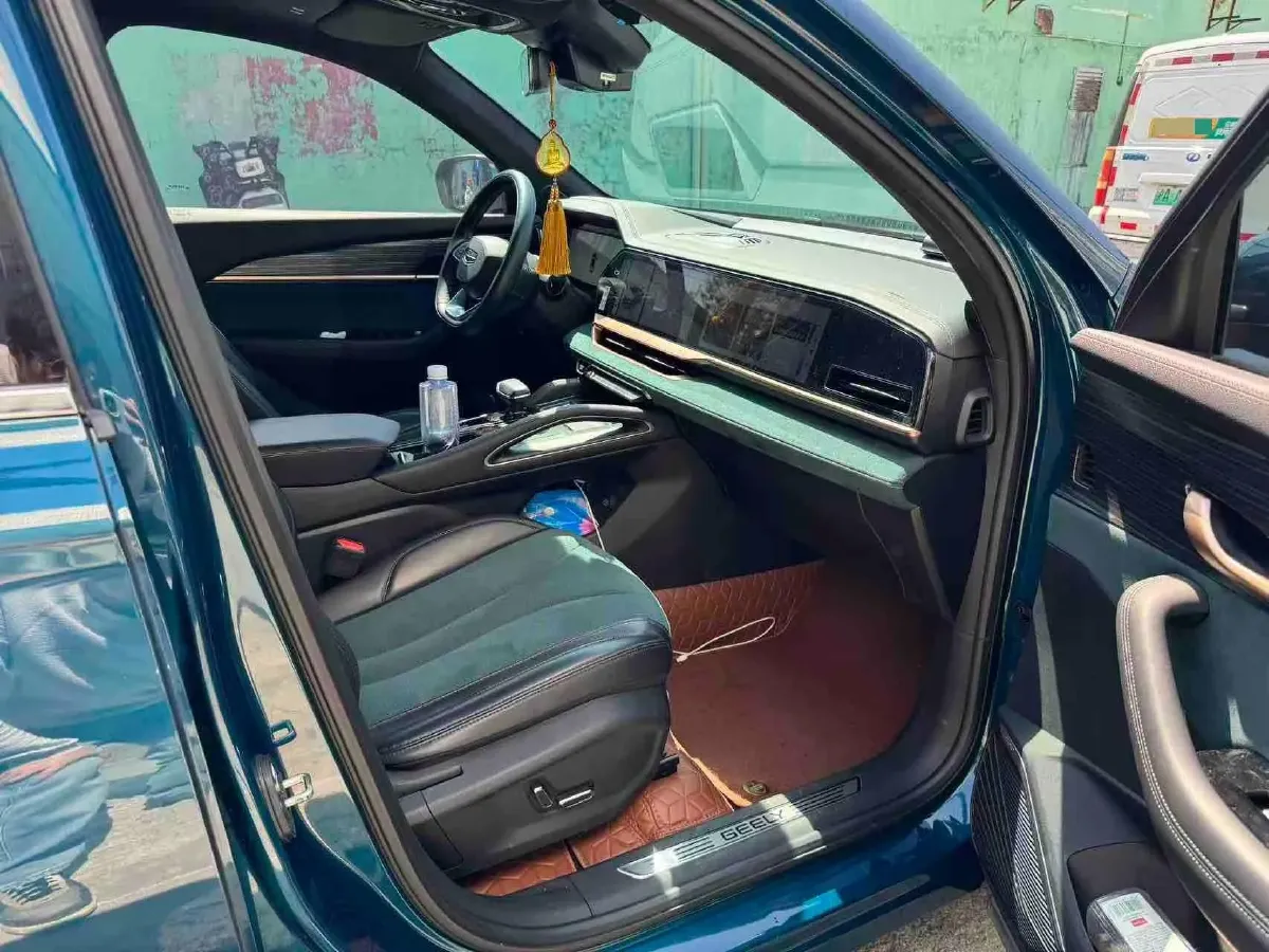 2021 Geely Monjaro 2.0T 238HP L4 8AT,autocango,china used car exporter,china ev exporter,chinese used car exporter,chinese used ev exporter