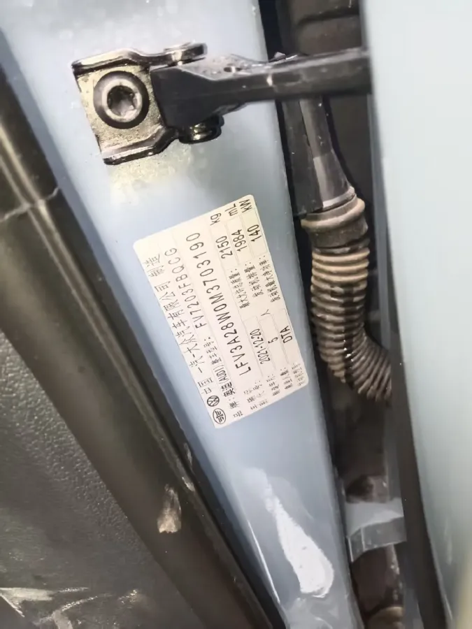 2022 Audi A4L 2.0T 190HP L4 7DCT,autocango,china used car exporter,china ev exporter,chinese used car exporter,chinese used ev exporter