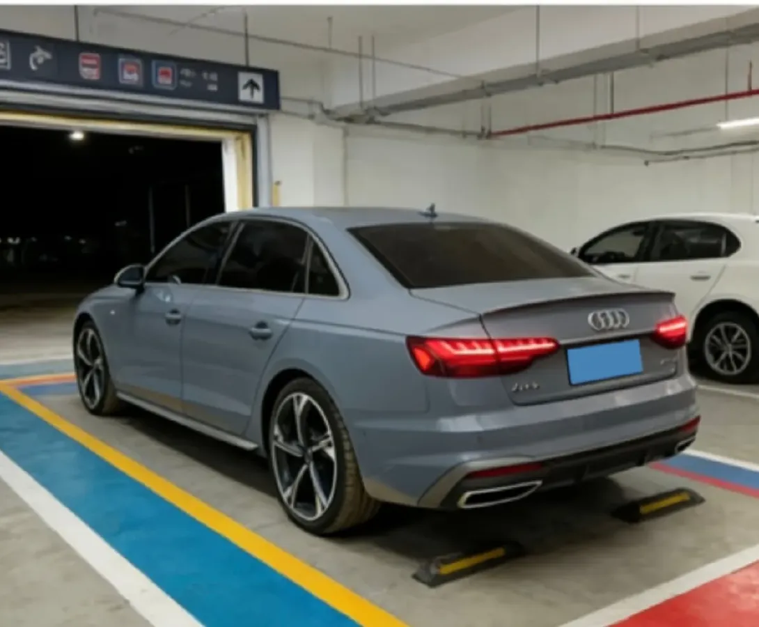 2022 Audi A4L 2.0T 190HP L4 7DCT,autocango,china used car exporter,china ev exporter,chinese used car exporter,chinese used ev exporter