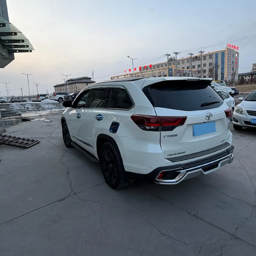 2019 HanTeng V7 1.5T 156HP L4 6AT,autocango,china used car exporter,china ev exporter,chinese used car exporter,chinese used ev exporter