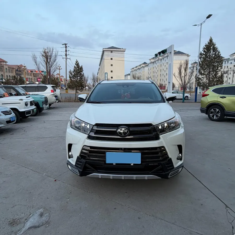 2019 HanTeng V7 1.5T 156HP L4 6AT,autocango,china used car exporter,china ev exporter,chinese used car exporter,chinese used ev exporter