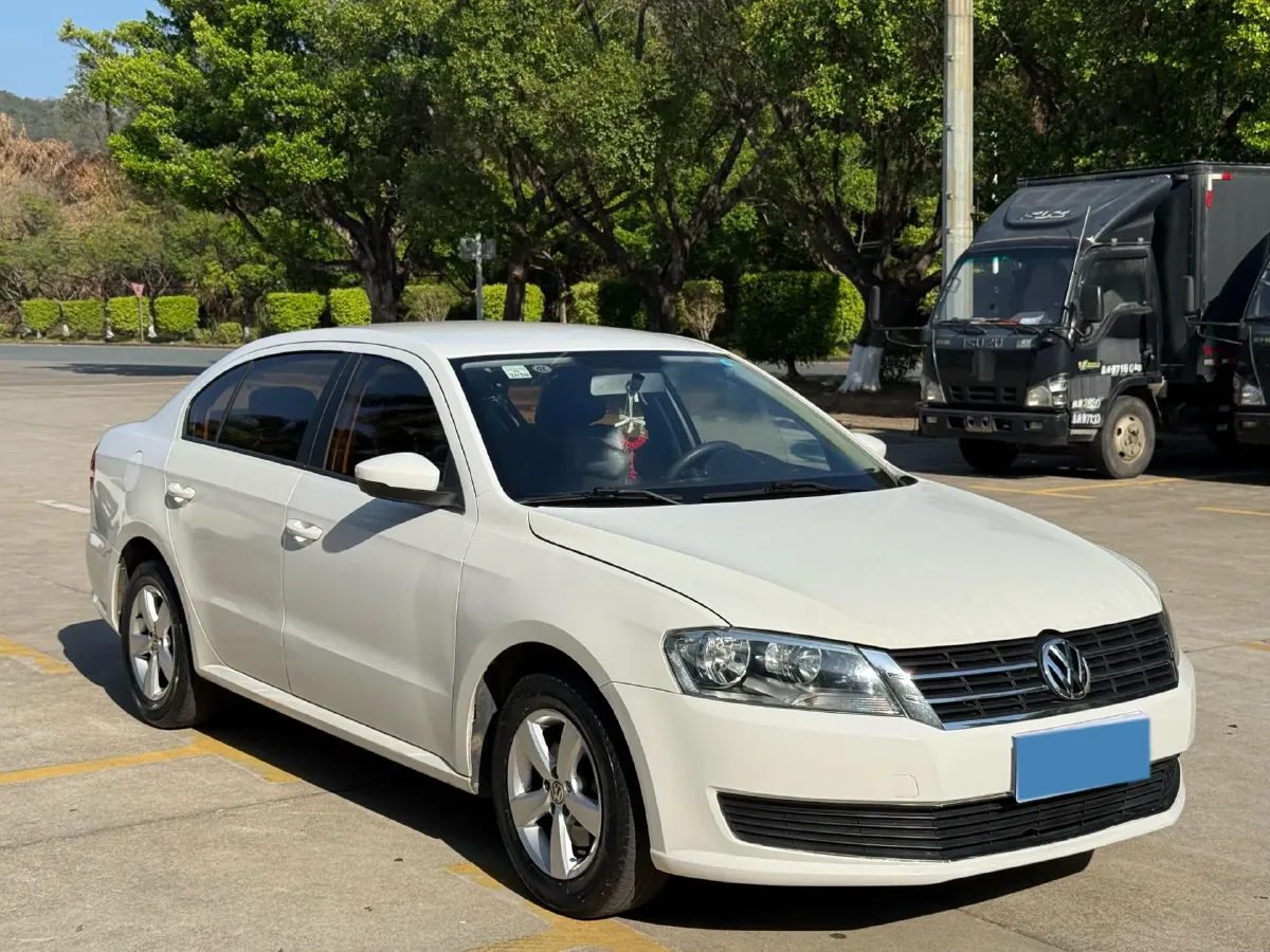 2017 Volkswagen Lavida 1.6L 110HP L4 6AT,autocango,china used car exporter,china ev exporter,chinese used car exporter,chinese used ev exporter