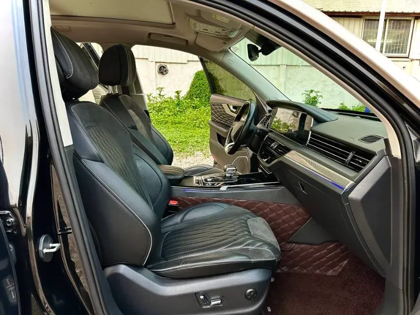 2022 HongQi HS5 2.0T 224HP L4 6AT,autocango,china used car exporter,china ev exporter,chinese used car exporter,chinese used ev exporter