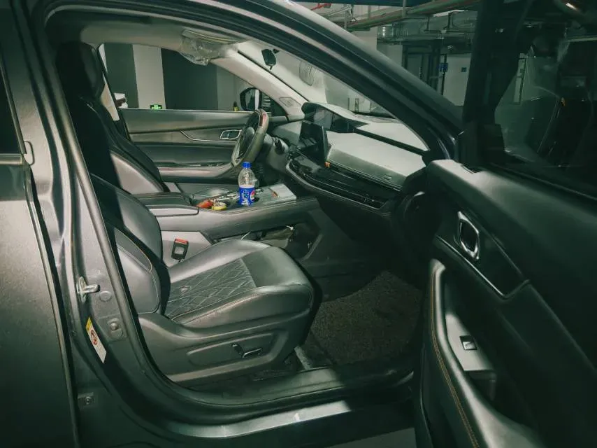 2021 ChangAn UNI-K 2.0T 233HP L4 8AT,autocango,china used car exporter,china ev exporter,chinese used car exporter,chinese used ev exporter