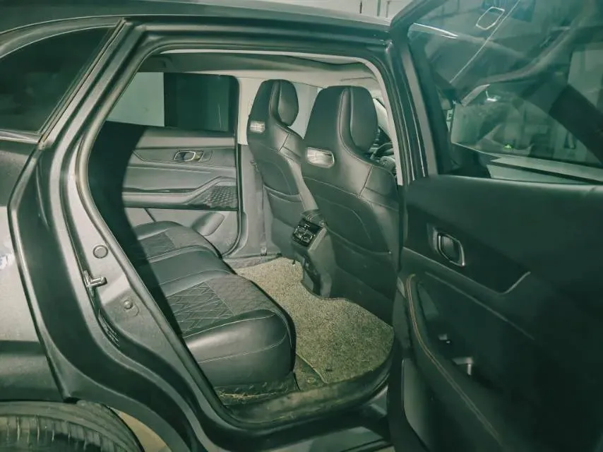 2021 ChangAn UNI-K 2.0T 233HP L4 8AT,autocango,china used car exporter,china ev exporter,chinese used car exporter,chinese used ev exporter