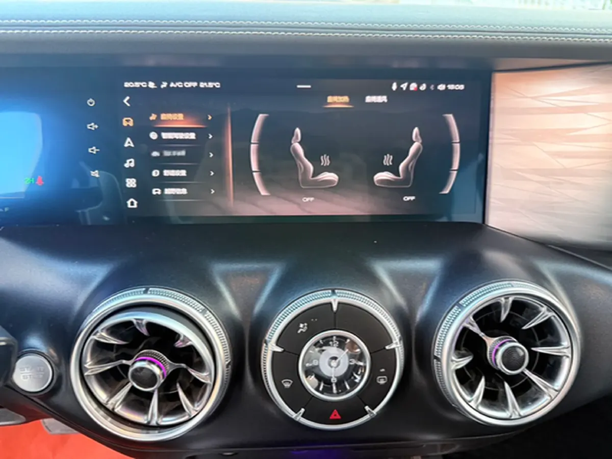 2021 Tank 300 2.0T 227HP L4 8AT,autocango,china used car exporter,china ev exporter,chinese used car exporter,chinese used ev exporter