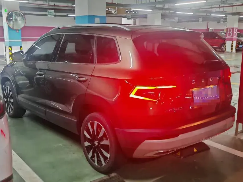 2020 Skoda Karoq 1.4T 150HP L4 7DCT,autocango,china used car exporter,china ev exporter,chinese used car exporter,chinese used ev exporter