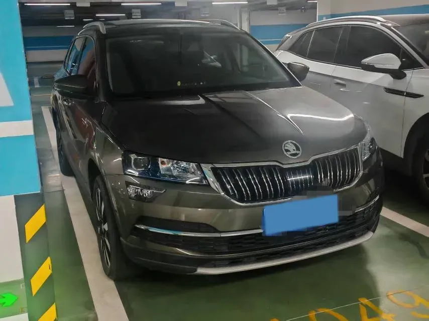 2020 Skoda Karoq 1.4T 150HP L4 7DCT,autocango,china used car exporter,china ev exporter,chinese used car exporter,chinese used ev exporter