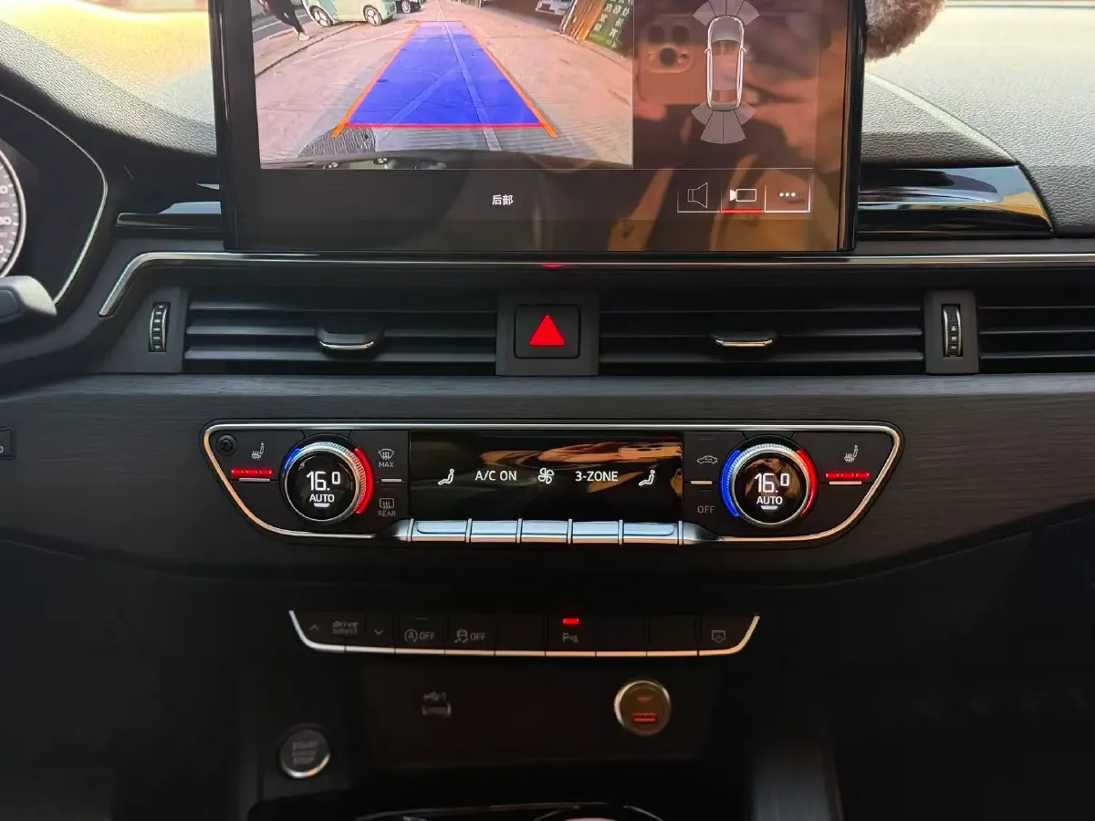 2023 Audi A4L 2.0T 190HP L4 7DCT,autocango,china used car exporter,china ev exporter,chinese used car exporter,chinese used ev exporter