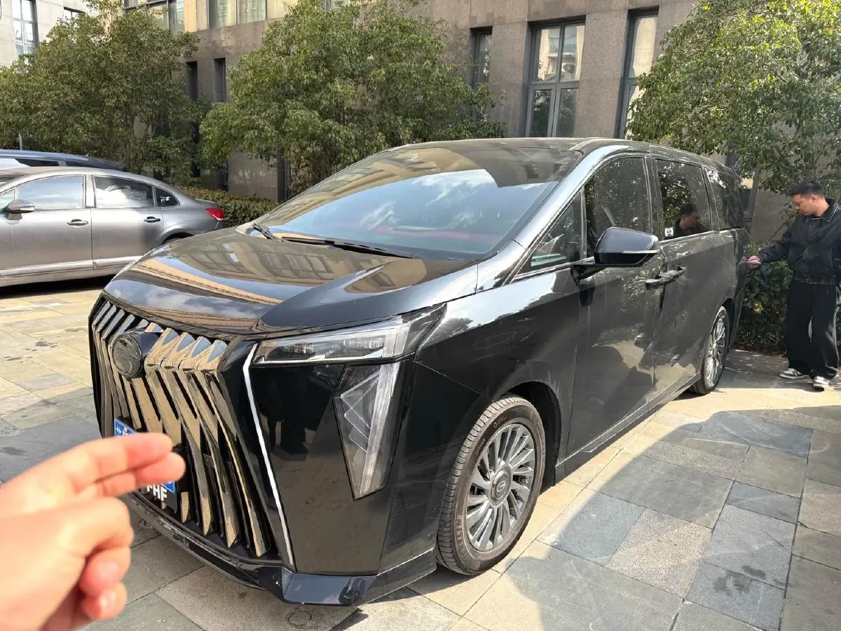 2024 GAC Trumpchi M8 2.0T 252HP L4 8AT,autocango,china used car exporter,china ev exporter,chinese used car exporter,chinese used ev exporter