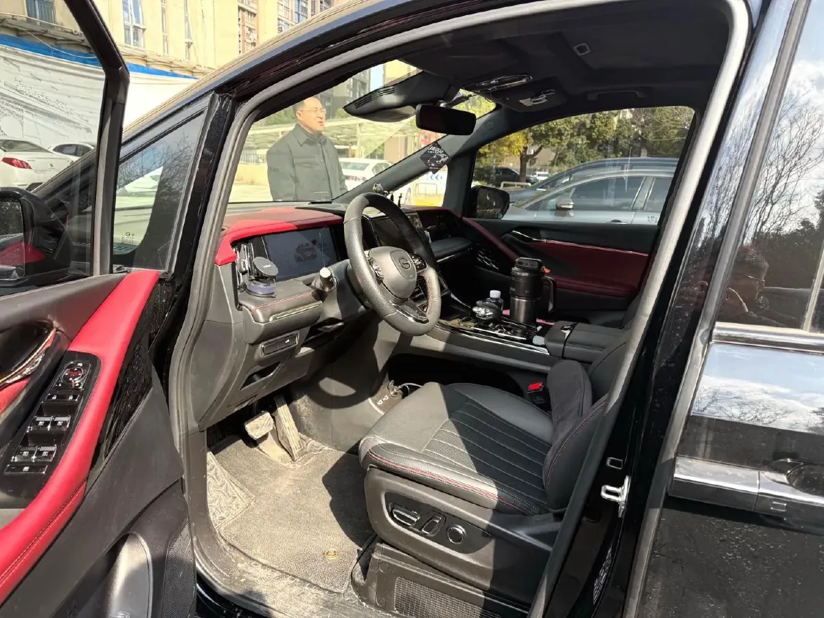 2024 GAC Trumpchi M8 2.0T 252HP L4 8AT,autocango,china used car exporter,china ev exporter,chinese used car exporter,chinese used ev exporter