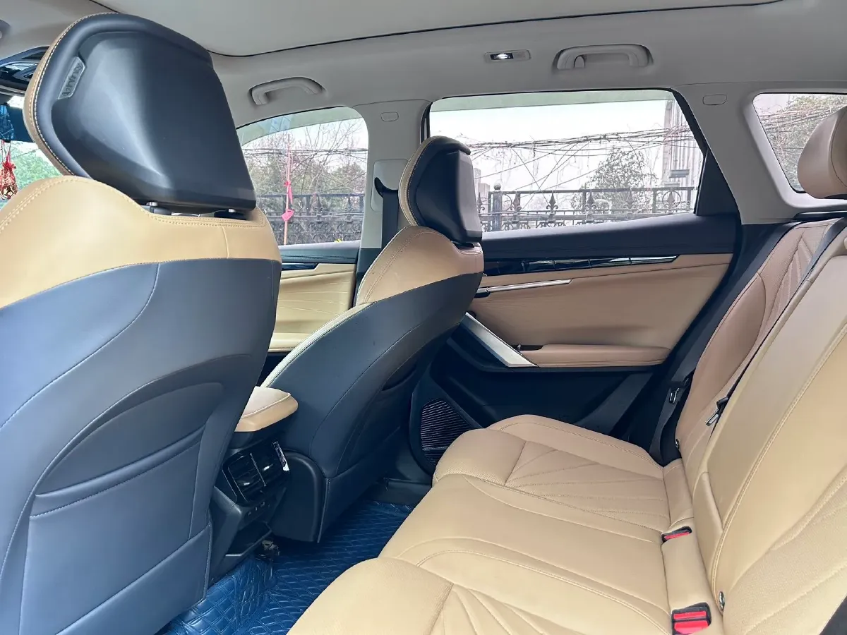 2023 Geely StarRay 1.5T 181HP L4 7DCT,autocango,china used car exporter,china ev exporter,chinese used car exporter,chinese used ev exporter