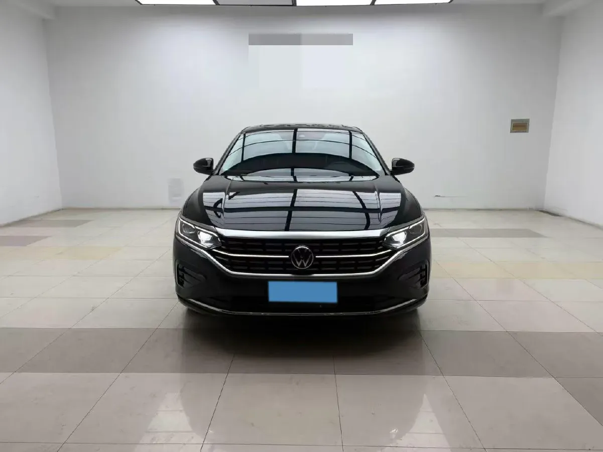 2023 Volkswagen Passat 2.0T 186HP L4 7DCT,autocango,china used car exporter,china ev exporter,chinese used car exporter,chinese used ev exporter