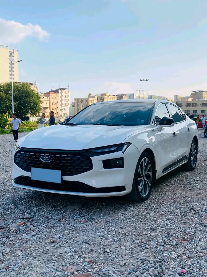 2022 Ford Mondeo 2.0T 238HP L4 8AT,autocango,china used car exporter,china ev exporter,chinese used car exporter,chinese used ev exporter