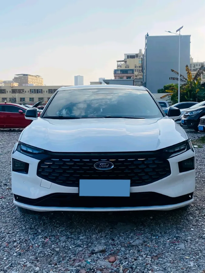 2022 Ford Mondeo 2.0T 238HP L4 8AT,autocango,china used car exporter,china ev exporter,chinese used car exporter,chinese used ev exporter