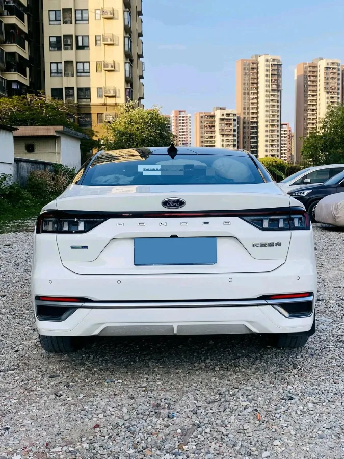 2022 Ford Mondeo 2.0T 238HP L4 8AT,autocango,china used car exporter,china ev exporter,chinese used car exporter,chinese used ev exporter