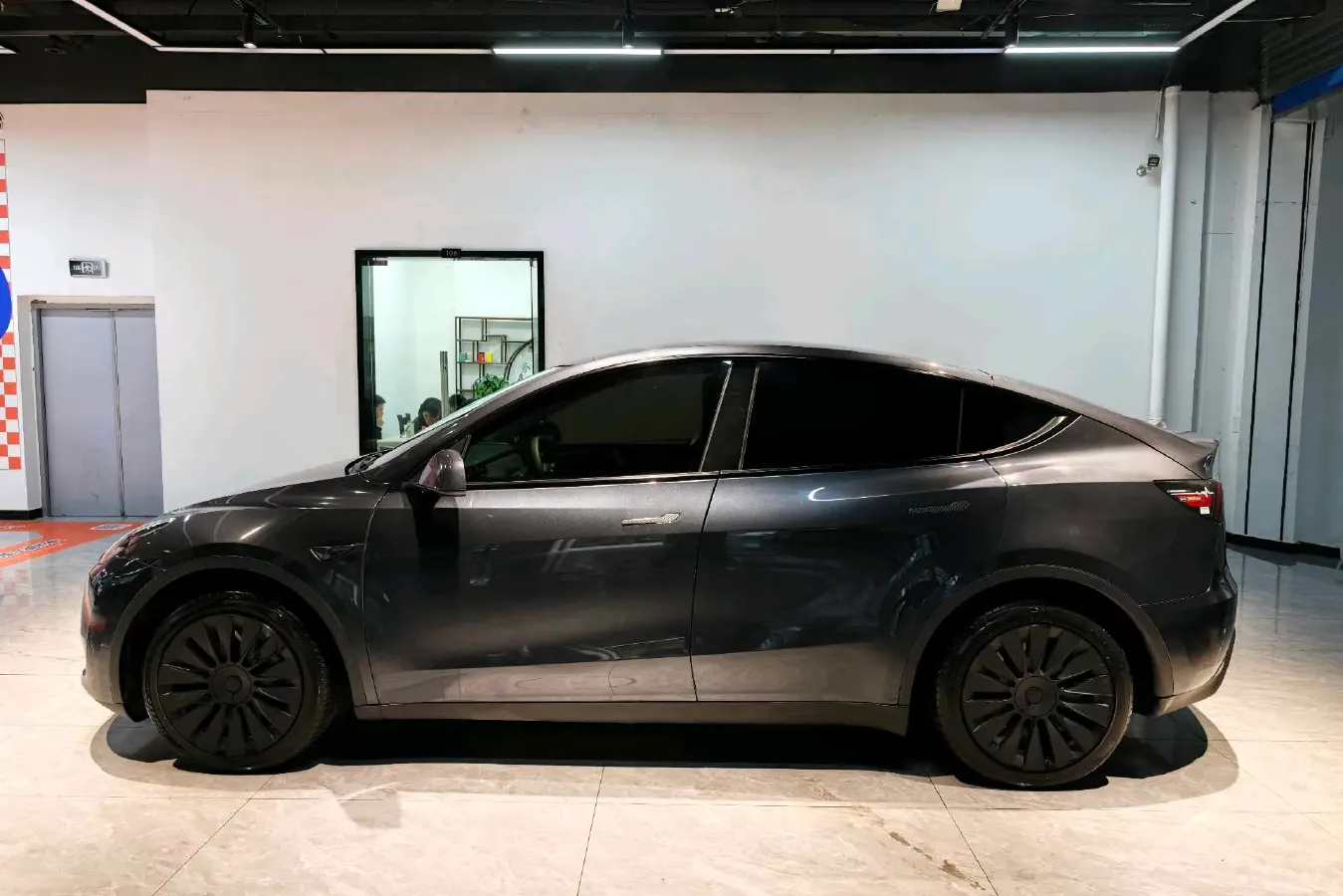 2024 Tesla Model Y BEV 78.4KWH,autocango,china used car exporter,china ev exporter,chinese used car exporter,chinese used ev exporter