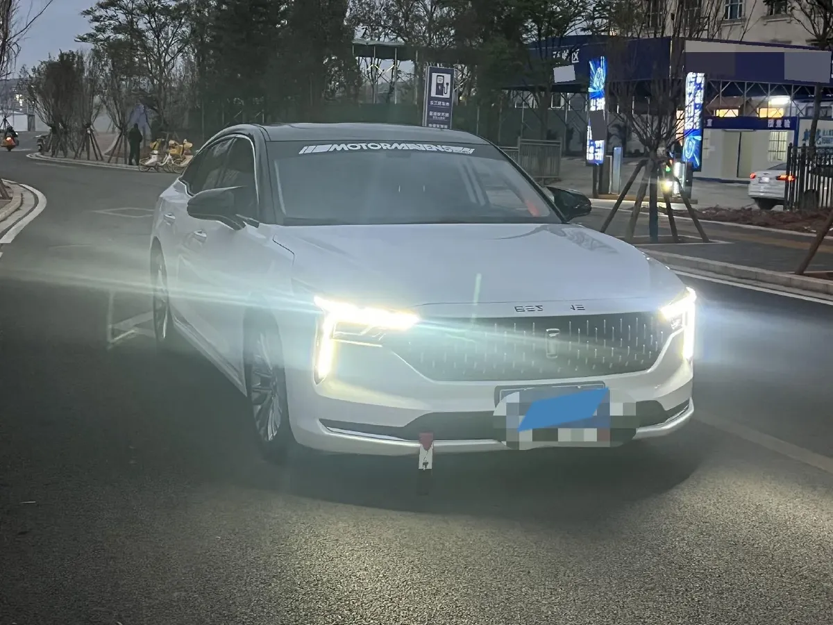 2023 Bestune B70 1.5T 169HP L4 7DCT,autocango,china used car exporter,china ev exporter,chinese used car exporter,chinese used ev exporter
