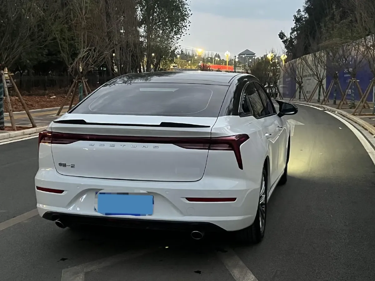 2023 Bestune B70 1.5T 169HP L4 7DCT,autocango,china used car exporter,china ev exporter,chinese used car exporter,chinese used ev exporter