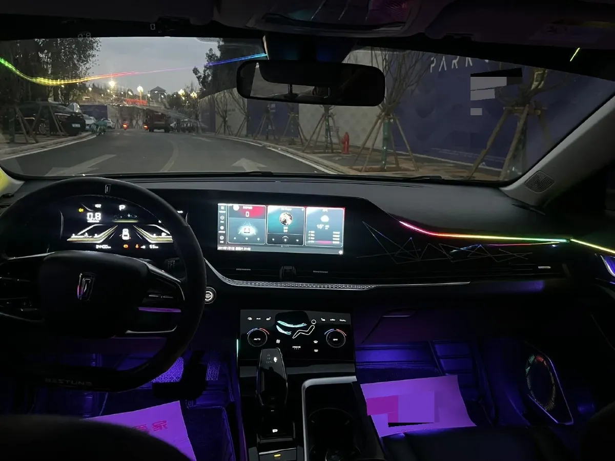 2023 Bestune B70 1.5T 169HP L4 7DCT,autocango,china used car exporter,china ev exporter,chinese used car exporter,chinese used ev exporter