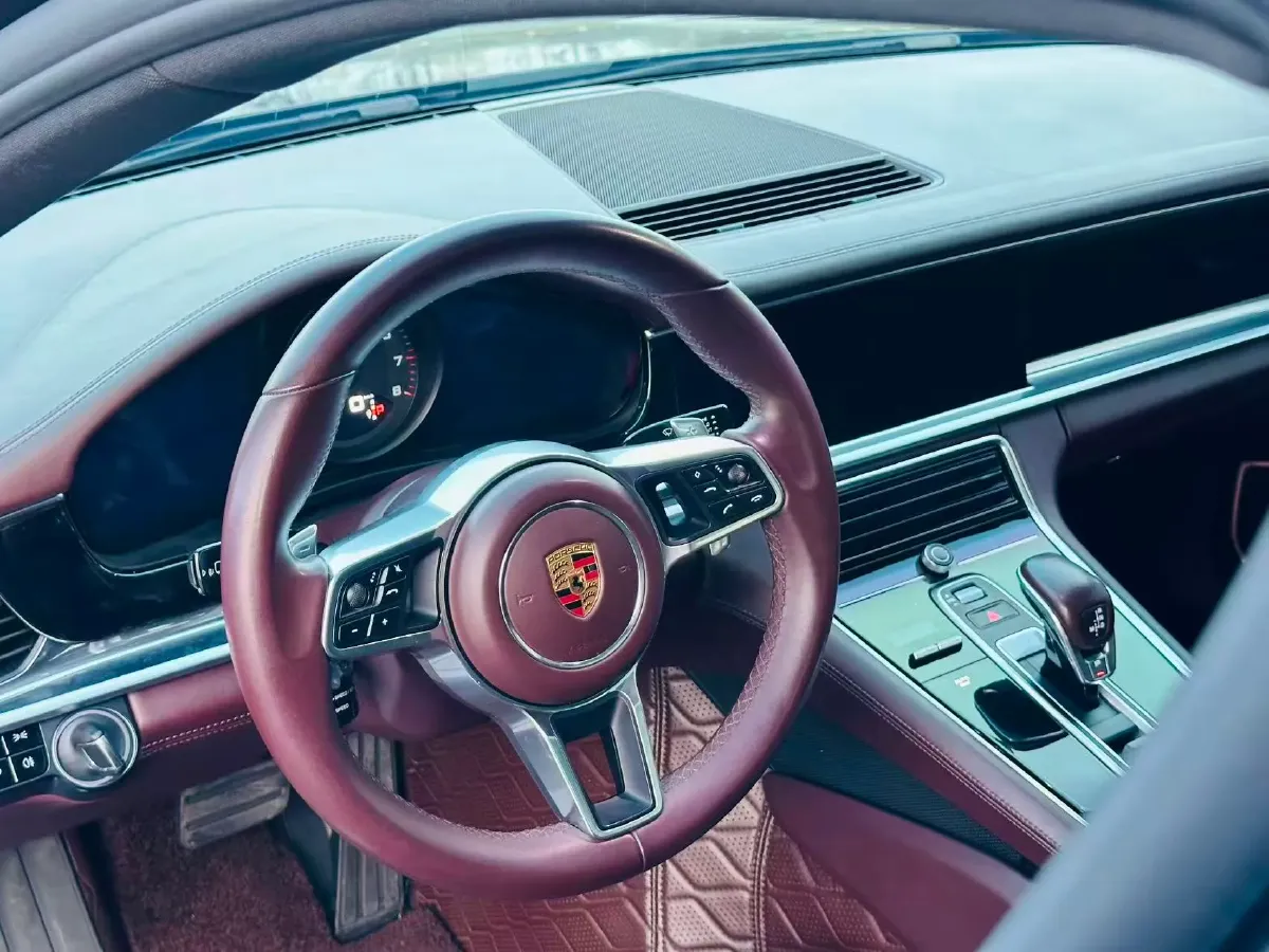 2017 Porsche Panamera 3.0T 330HP V6 8DCT,autocango,china used car exporter,china ev exporter,chinese used car exporter,chinese used ev exporter