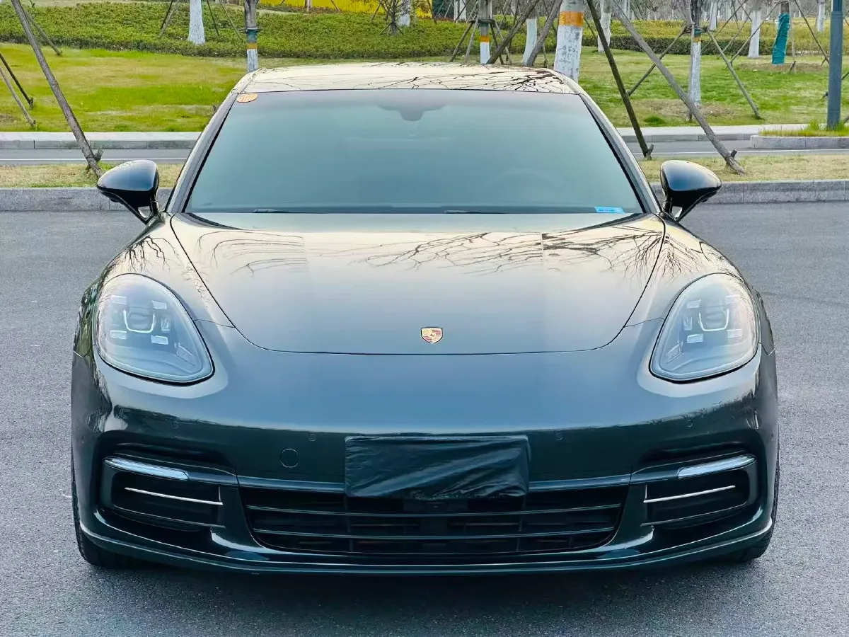 2017 Porsche Panamera 3.0T 330HP V6 8DCT,autocango,china used car exporter,china ev exporter,chinese used car exporter,chinese used ev exporter