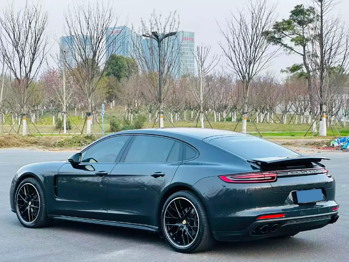 2017 Porsche Panamera 3.0T 330HP V6 8DCT,autocango,china used car exporter,china ev exporter,chinese used car exporter,chinese used ev exporter