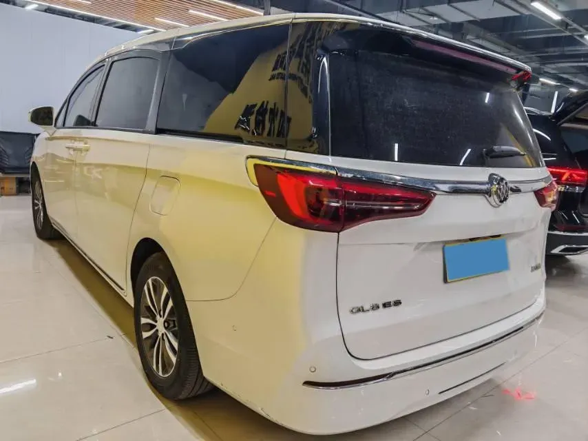 2023 Buick GL8 2.0T 237HP L4 9AT,autocango,china used car exporter,china ev exporter,chinese used car exporter,chinese used ev exporter
