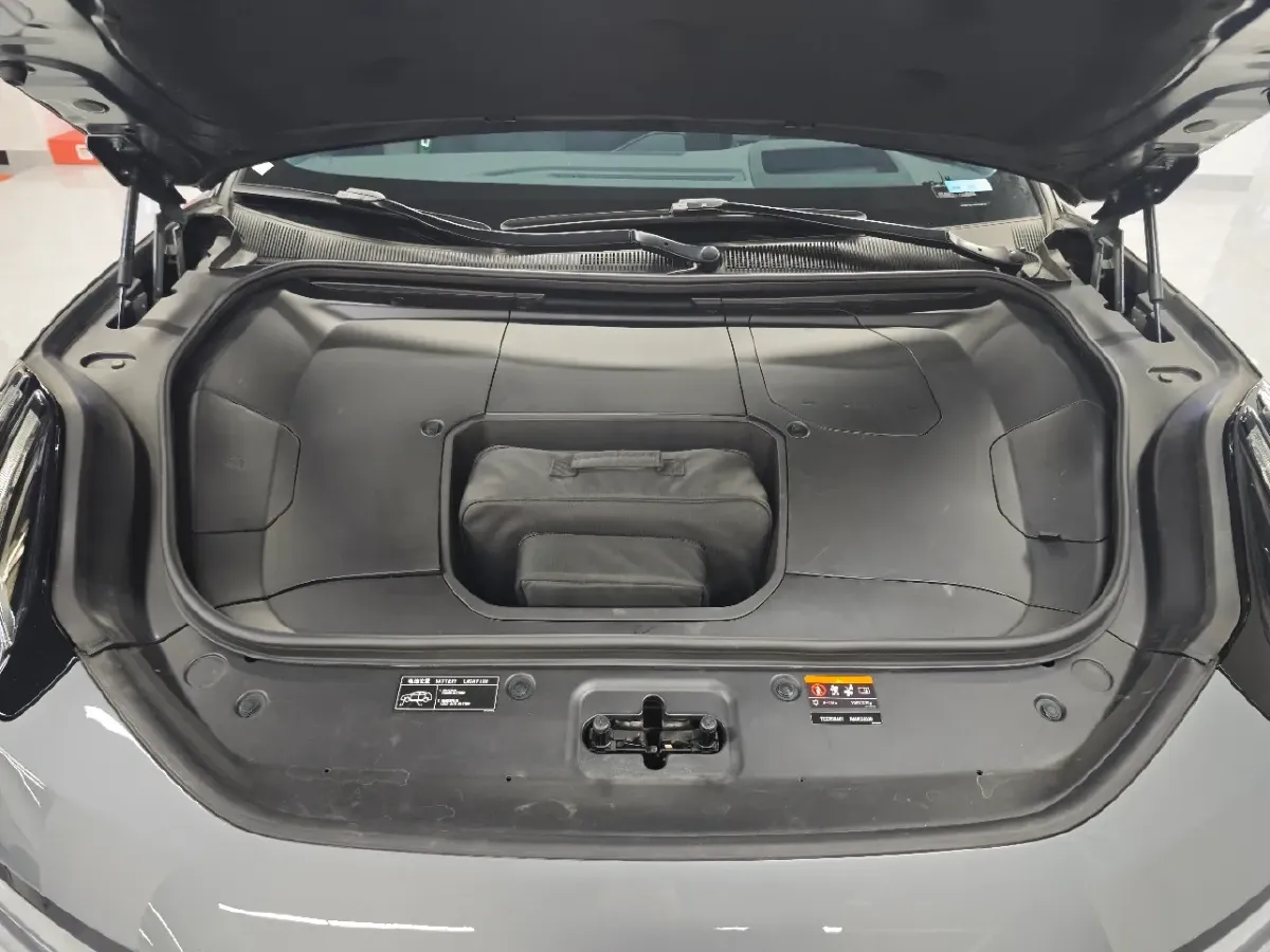 2022 Zeekr 001 BEV 86KWH,autocango,china used car exporter,china ev exporter,chinese used car exporter,chinese used ev exporter