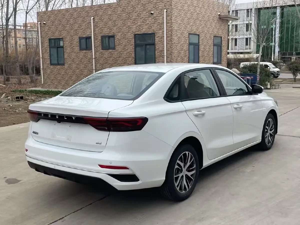 2025 Geely Emgrand 1.5L 127HP L4 5MT,autocango,china used car exporter,china ev exporter,chinese used car exporter,chinese used ev exporter