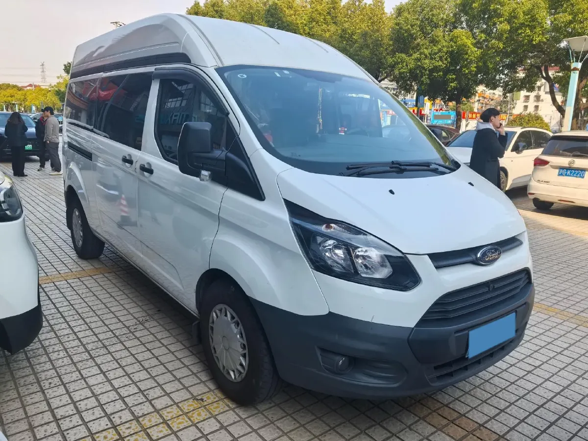 2019 Ford Transit 2.0T 202HP L4 6AT,autocango,china used car exporter,china ev exporter,chinese used car exporter,chinese used ev exporter