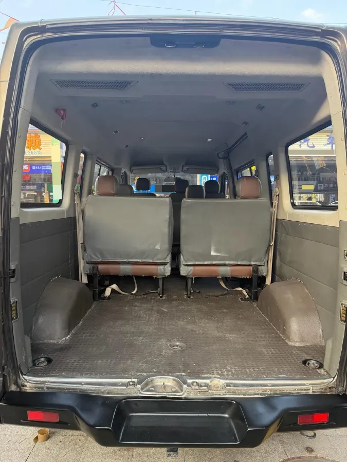 2018 MAXUS XinTu V80 2.5T 136HP L4 6MT,autocango,china used car exporter,china ev exporter,chinese used car exporter,chinese used ev exporter