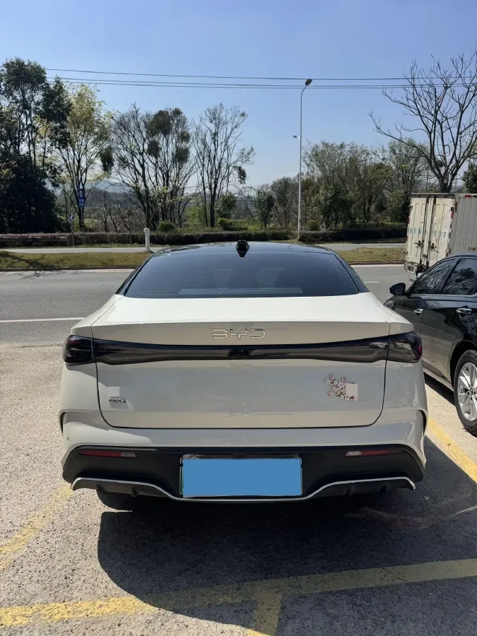 2025 BYD QinL 1.5L 101HP L4 E-CVT PHEV 10.08KWH,autocango,china used car exporter,china ev exporter,chinese used car exporter,chinese used ev exporter