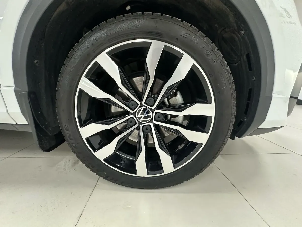 2022 Volkswagen T-Roc 1.4T 150HP L4 7DCT,autocango,china used car exporter,china ev exporter,chinese used car exporter,chinese used ev exporter