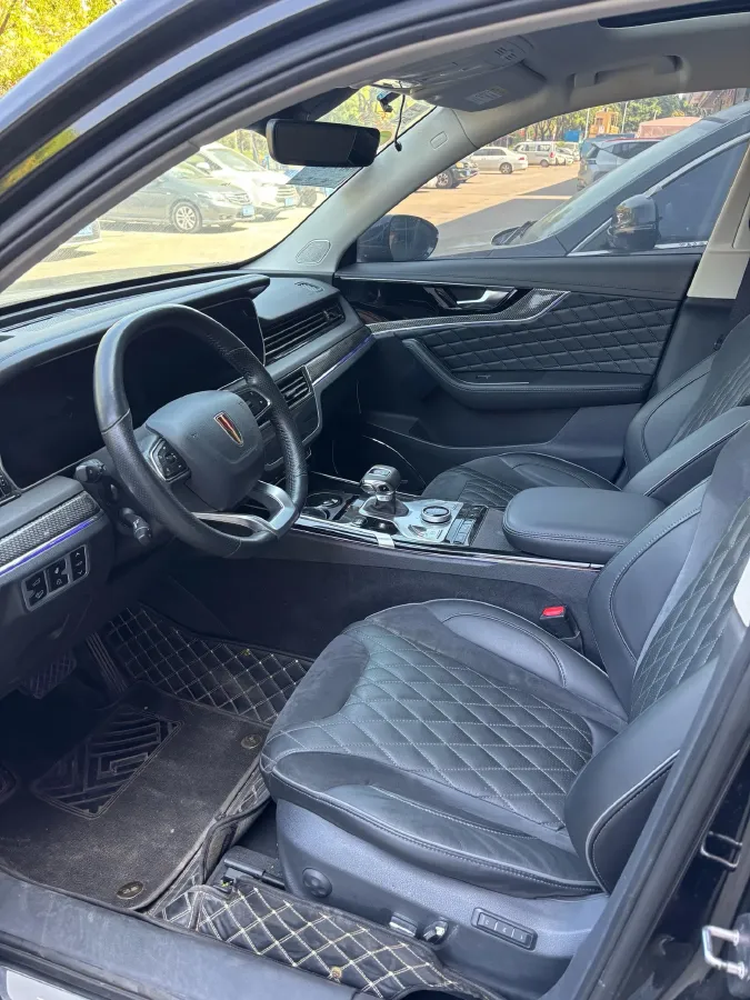 2022 HongQi HS5 2.0T 224HP L4 6AT,autocango,china used car exporter,china ev exporter,chinese used car exporter,chinese used ev exporter