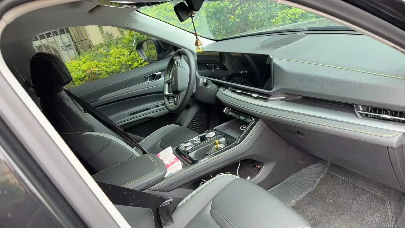 2025 Ford Equator Sport 1.5T 150HP L4 2DHT PHEV 18.4KWH,autocango,china used car exporter,china ev exporter,chinese used car exporter,chinese used ev exporter