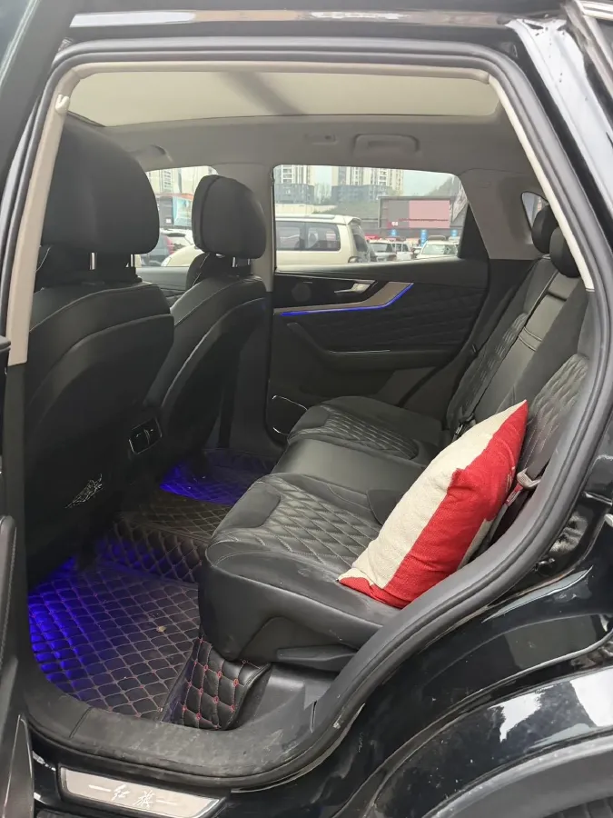 2019 HongQi HS5 2.0T 224HP L4 6AT,autocango,china used car exporter,china ev exporter,chinese used car exporter,chinese used ev exporter