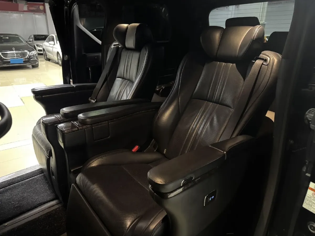 2018 Toyota Alphard 3.5L 301HP V6 8AT,autocango,china used car exporter,china ev exporter,chinese used car exporter,chinese used ev exporter