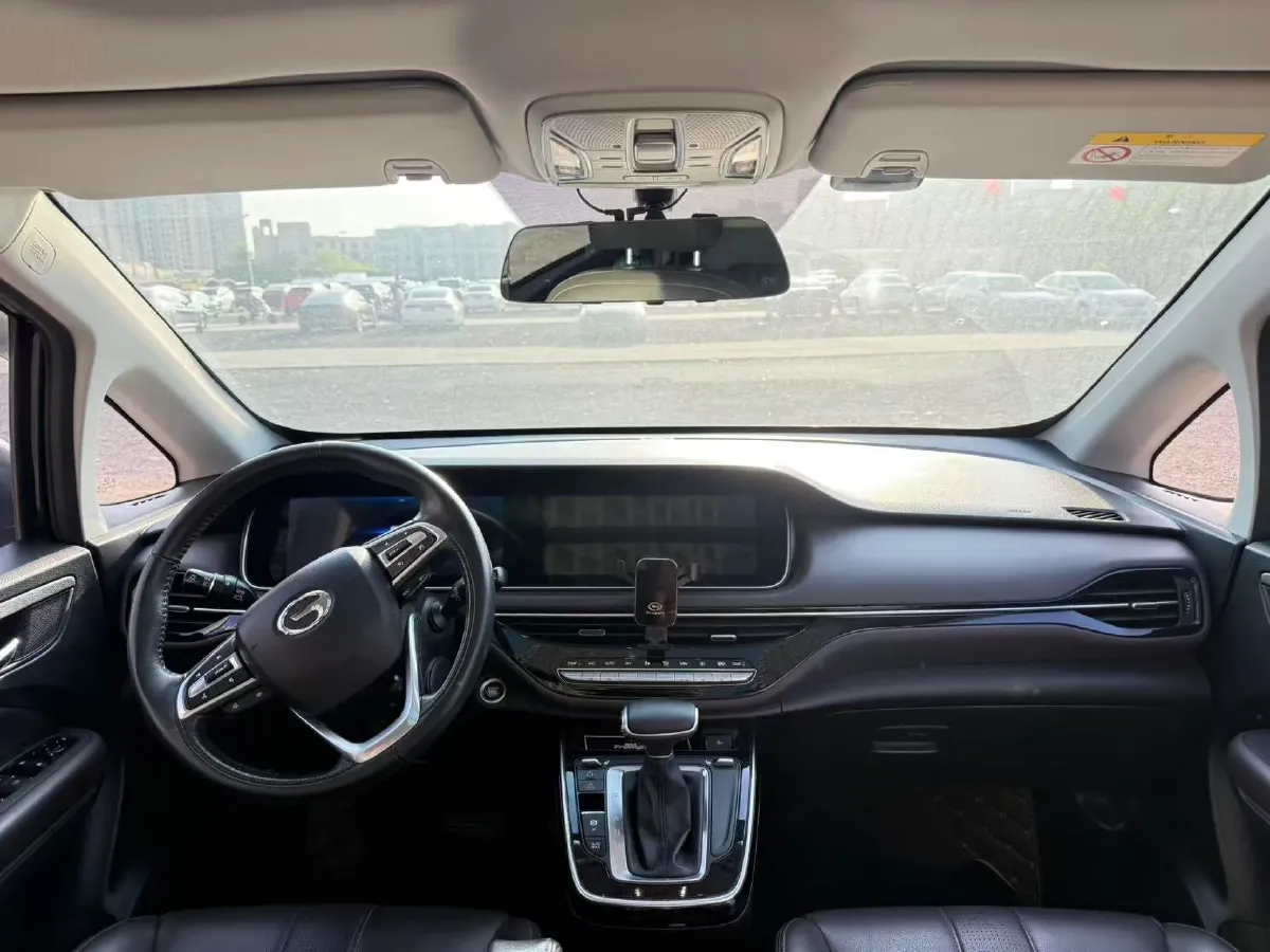 2021 GAC Trumpchi M6 1.5T 169HP L4 7DCT,autocango,china used car exporter,china ev exporter,chinese used car exporter,chinese used ev exporter