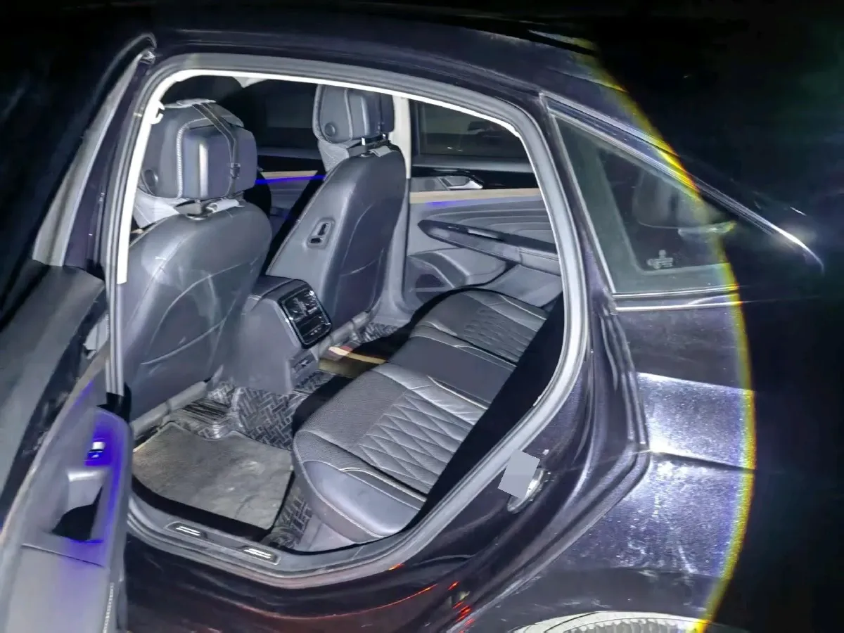 2021 Volkswagen Passat 2.0T 186HP L4 7DCT,autocango,china used car exporter,china ev exporter,chinese used car exporter,chinese used ev exporter