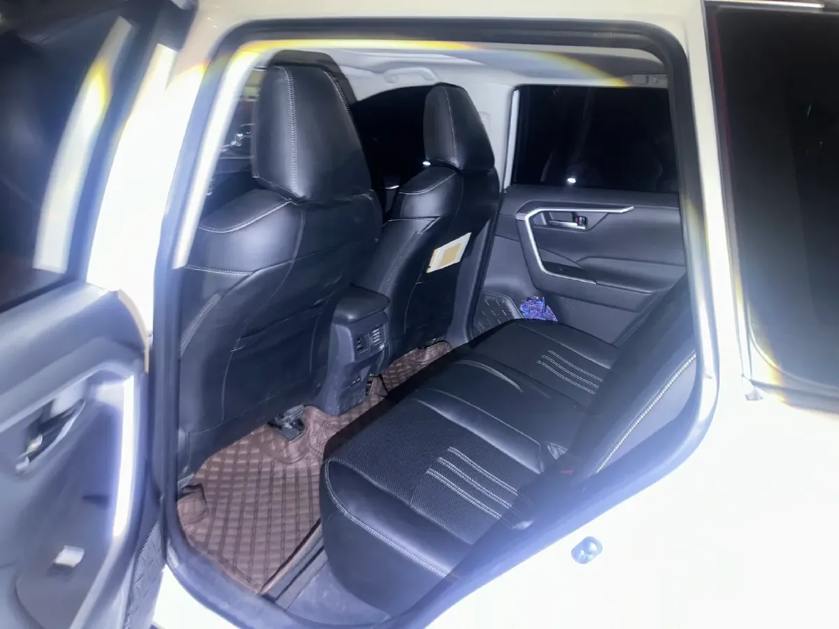 2022 Toyota RAV4 2.0L 171HP L4 CVT,autocango,china used car exporter,china ev exporter,chinese used car exporter,chinese used ev exporter