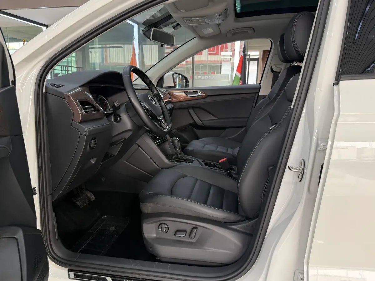 2021 Volkswagen Tharu 1.4T 150HP L4 7DCT,autocango,china used car exporter,china ev exporter,chinese used car exporter,chinese used ev exporter