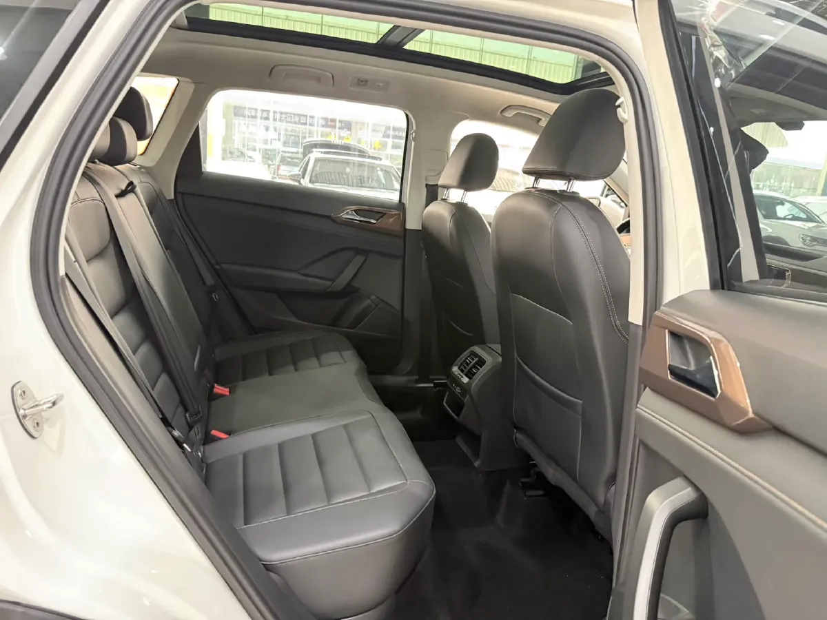 2021 Volkswagen Tharu 1.4T 150HP L4 7DCT,autocango,china used car exporter,china ev exporter,chinese used car exporter,chinese used ev exporter