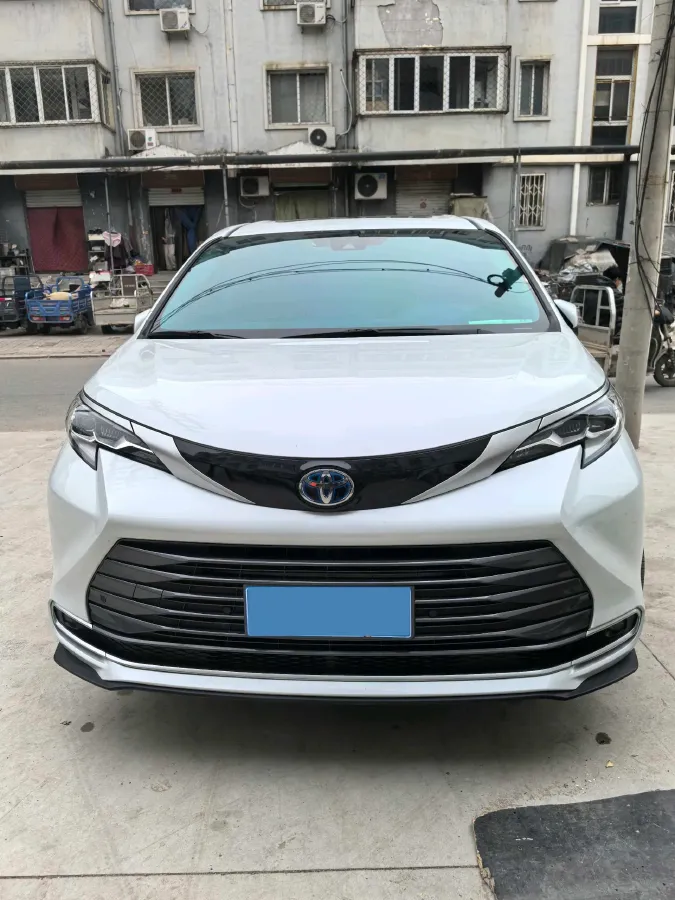 2021 Toyota Sienna 2.5L 192HP L4 E-CVT Hybrid,autocango,china used car exporter,china ev exporter,chinese used car exporter,chinese used ev exporter