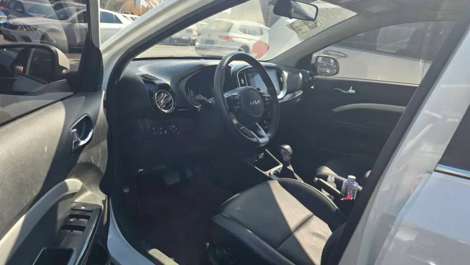 2021 Kia KX1 1.4L 100HP L4 6AT,autocango,china used car exporter,china ev exporter,chinese used car exporter,chinese used ev exporter