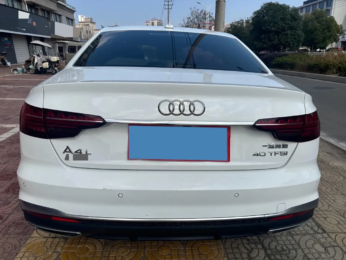 2022 Audi A4L 2.0T 190HP L4 7DCT,autocango,china used car exporter,china ev exporter,chinese used car exporter,chinese used ev exporter